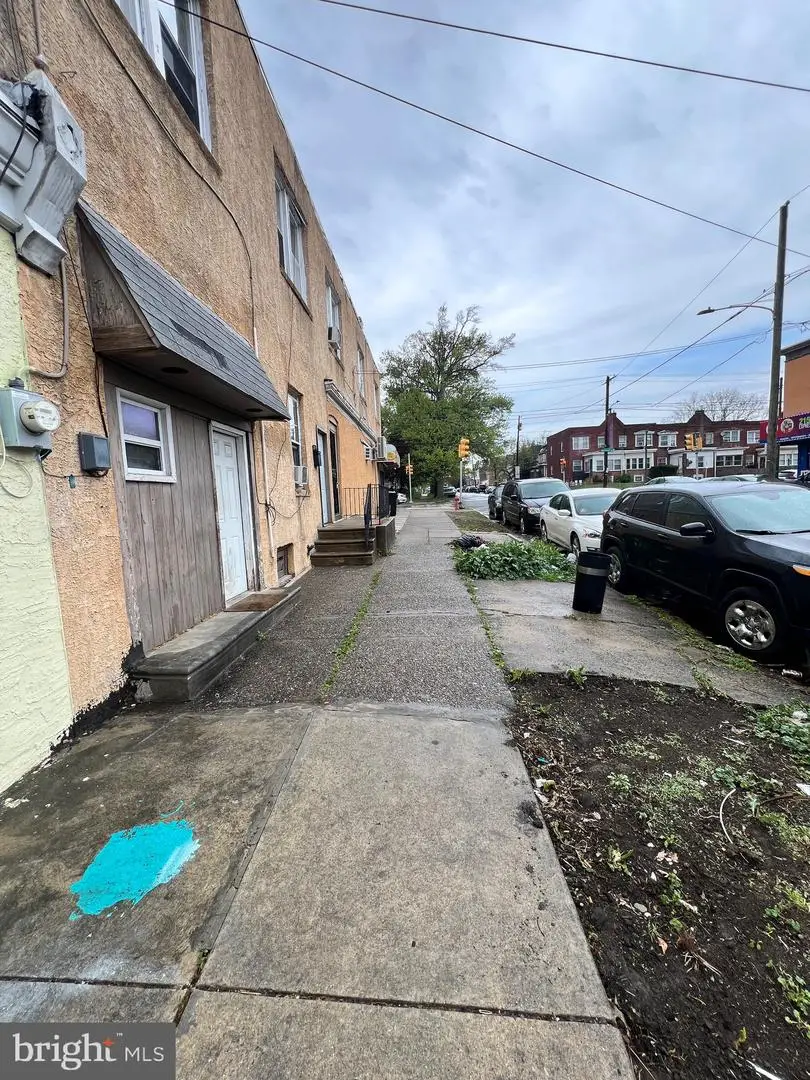 2506 S 72nd St, Philadelphia, PA 19142 - #3