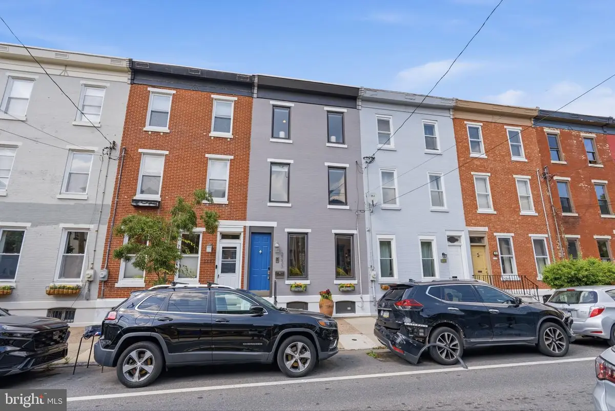 2233 Bainbridge St, Philadelphia, PA 19146 - #1