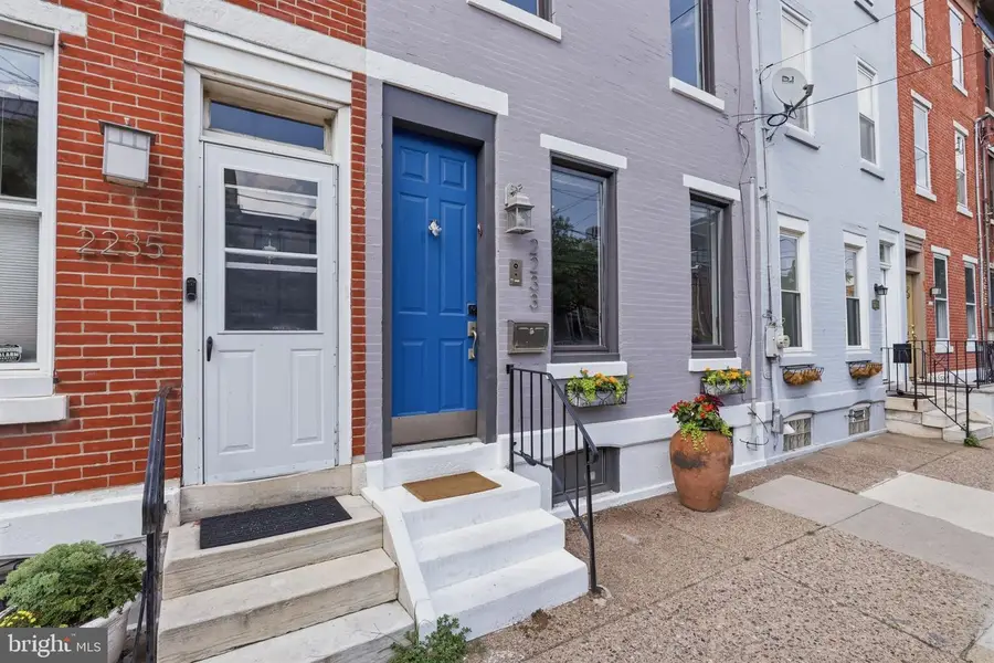 2233 Bainbridge St, Philadelphia, PA 19146 - #2