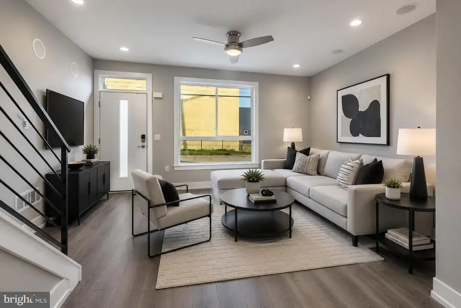 2406 N Howard St, Philadelphia, PA 19133 - #2