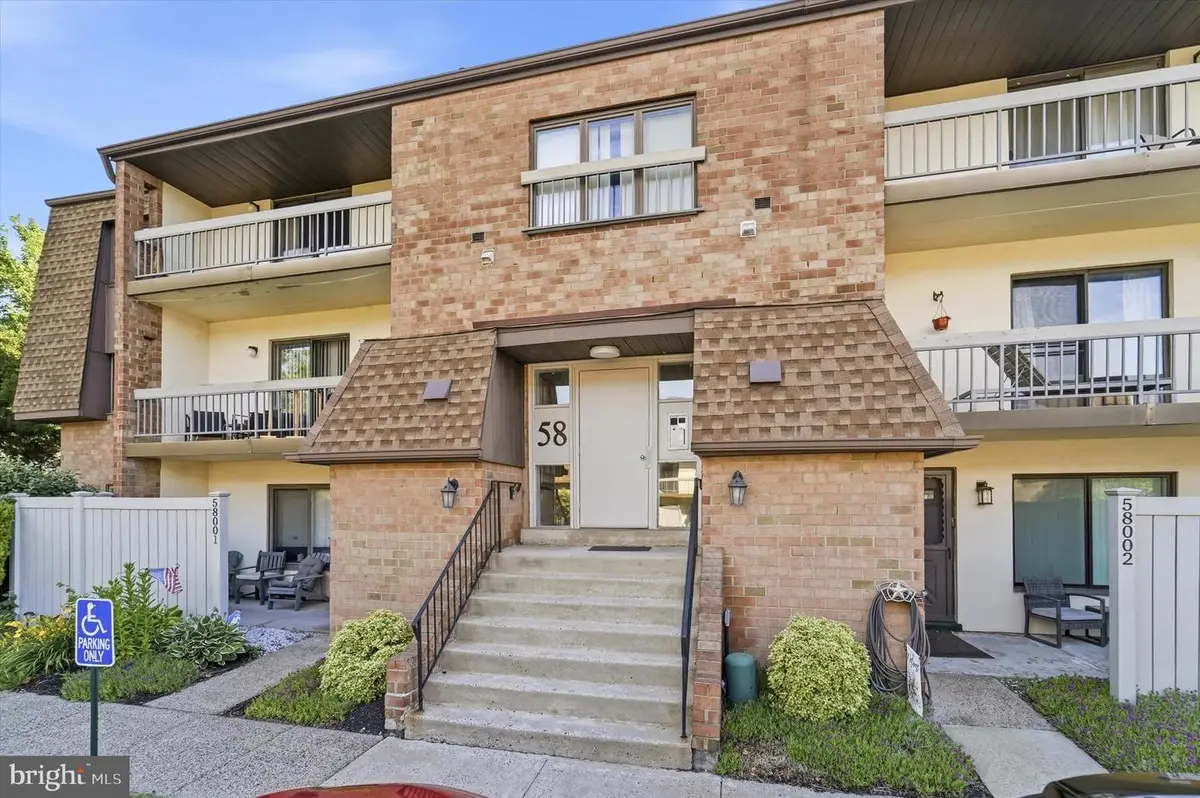 58201 Delaire Landing Rd #201, Philadelphia, PA 19114 - #1