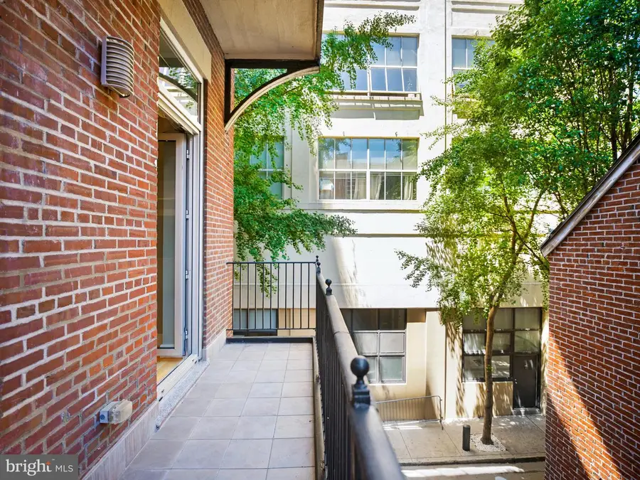 1101 Locust St #2i, Philadelphia, PA 19107 - #3