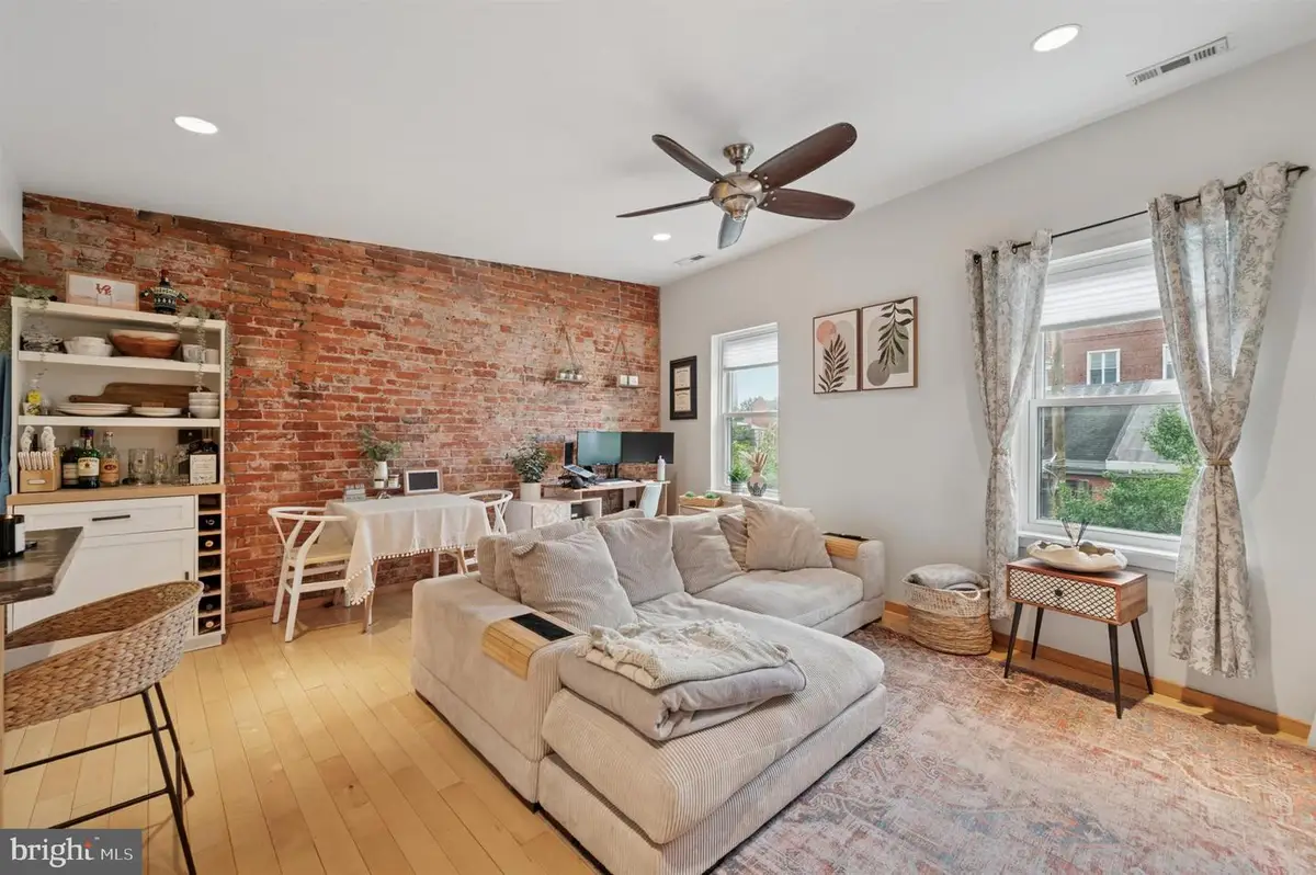 211 Christian St #c, Philadelphia, PA 19147 - #1