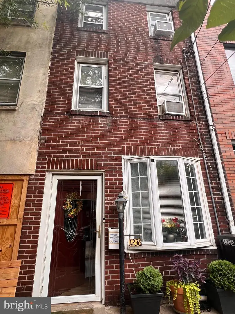 1236 N Howard St, Philadelphia, PA 19122 - #1