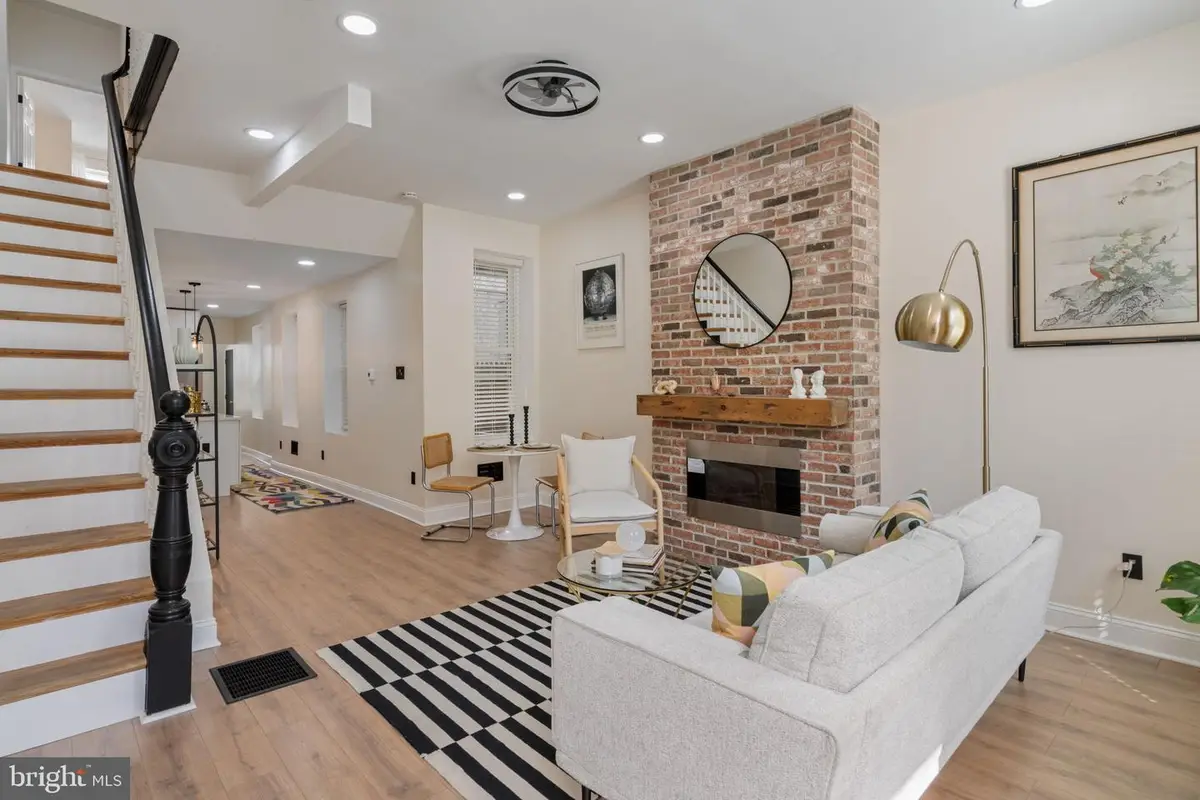 856 Perkiomen St, Philadelphia, PA 19130 - #1