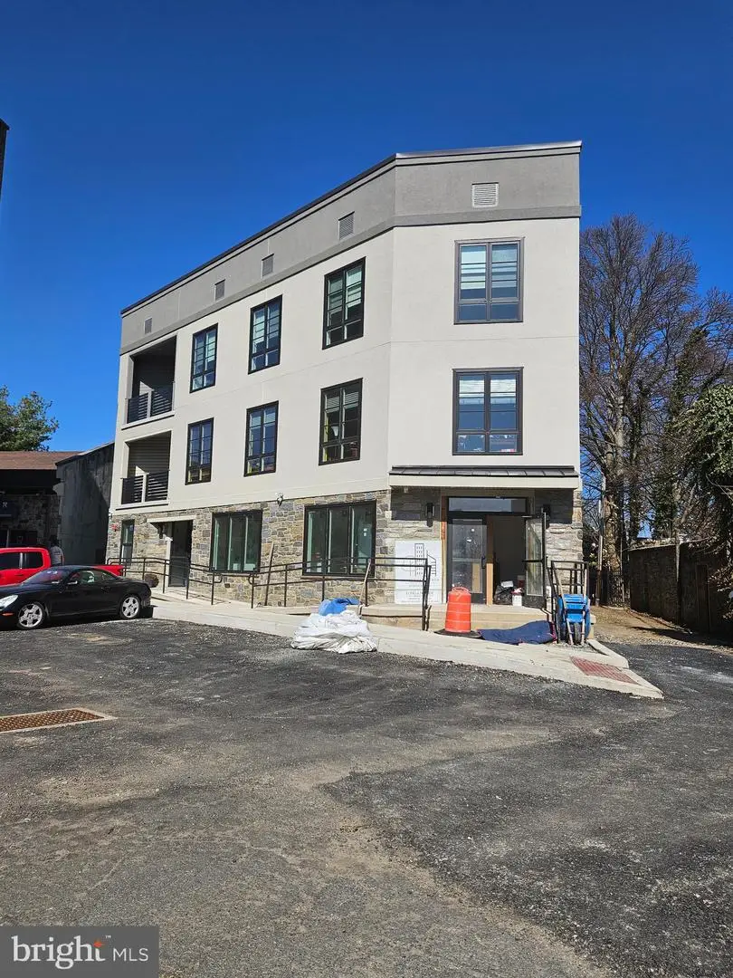 8610 Evergreen Pl #100, Philadelphia, PA 19118 - #1