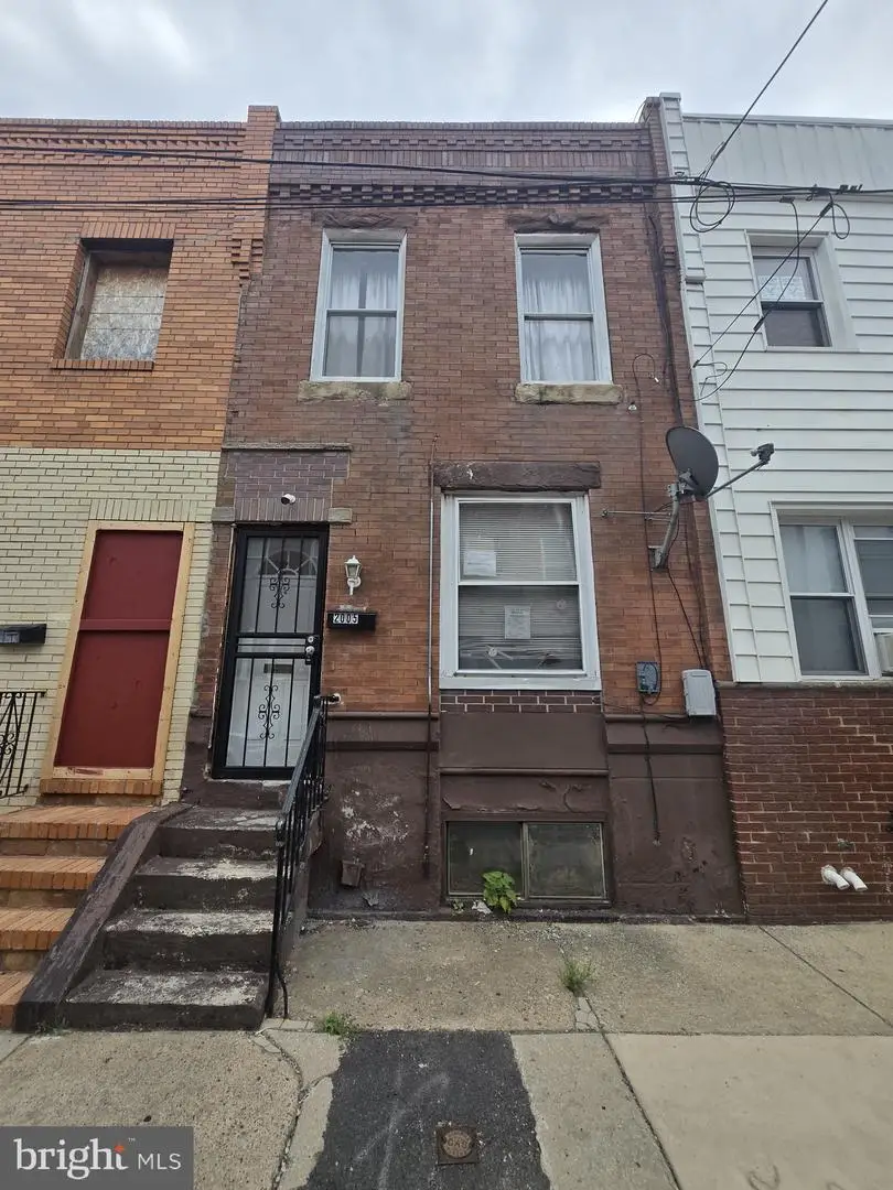 2005 S Beechwood St, Philadelphia, PA 19145 - #1
