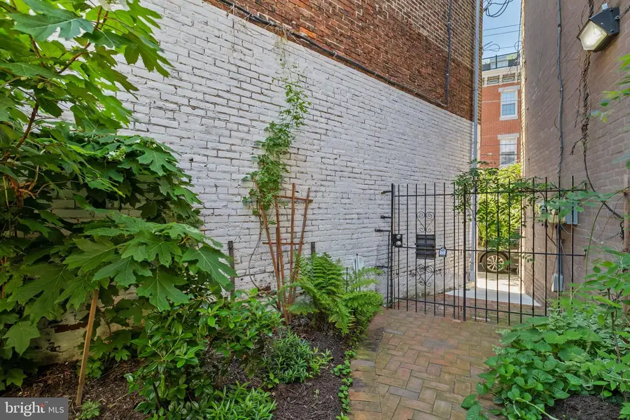 2123 Fitzwater St, Philadelphia, PA 19146 - #3