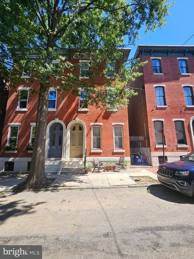 2211 Mount Vernon St, Philadelphia, PA 19130 - #2