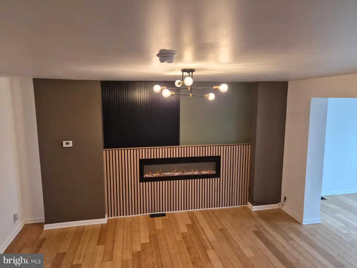 6754 Guyer Ave, Philadelphia, PA 19142 - #1