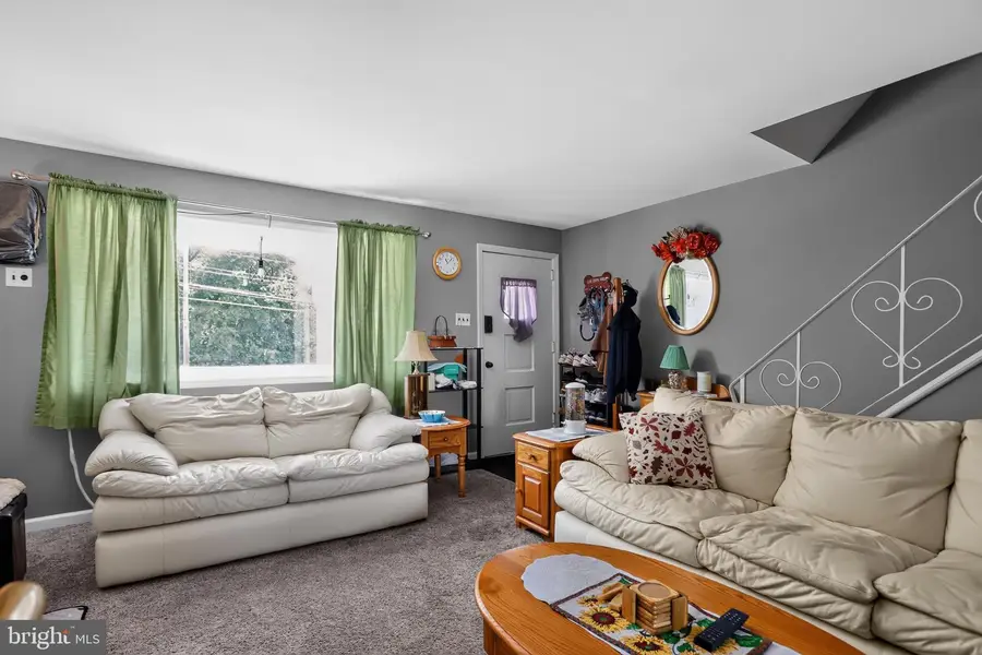 3604 Academy Rd, Philadelphia, PA 19154 - #2