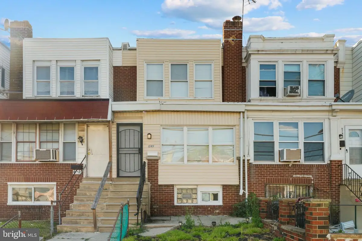 6745 Paschall Ave, Philadelphia, PA 19142 - #1