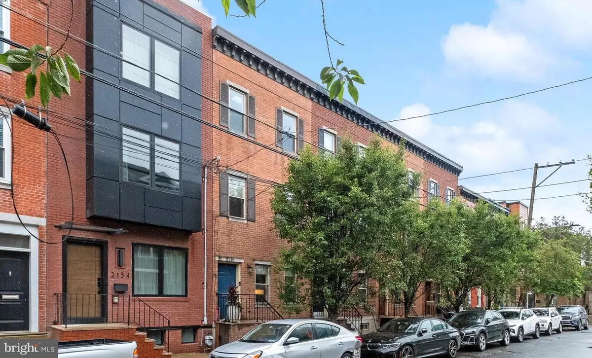 2136 Carpenter St, Philadelphia, PA 19146 - #1