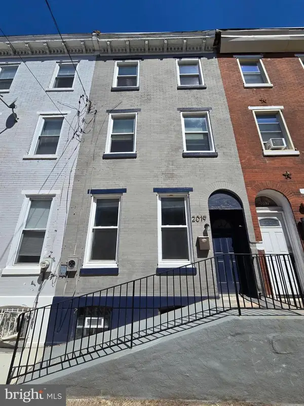 2019 W Oxford St, PHILADELPHIA, PA 19121