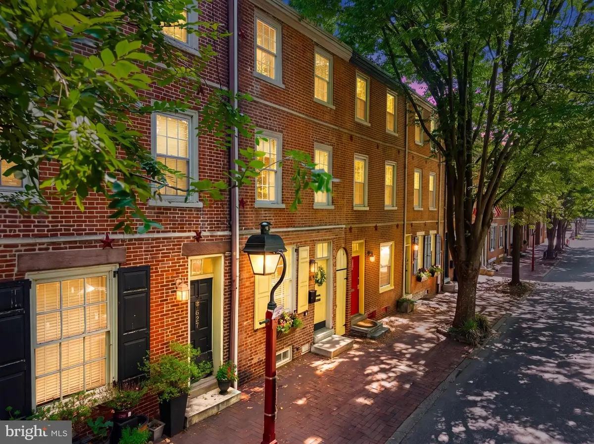 623 Lombard St, Philadelphia, PA 19147 - #1