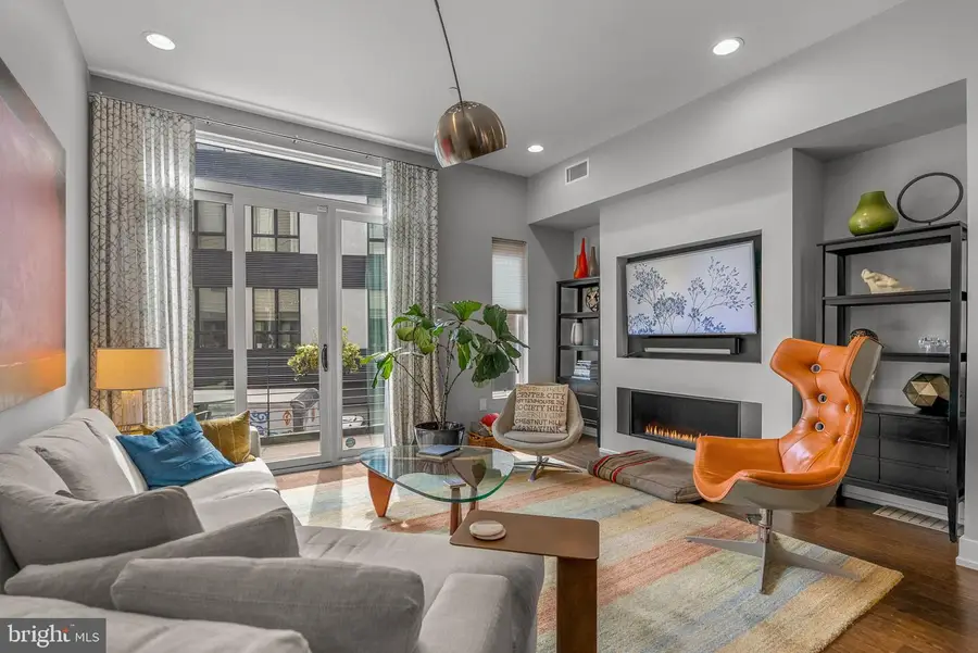 619 N 5th St, Philadelphia, PA 19123 - #2