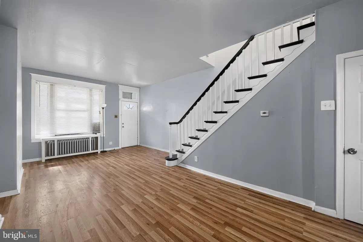 2220 S Croskey St, Philadelphia, PA 19145 - #1