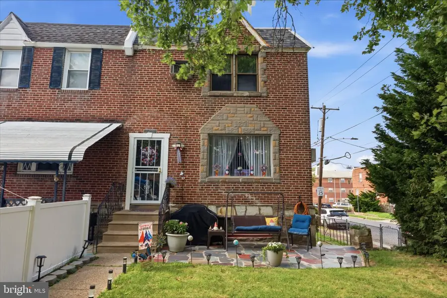 6160 Charles St, Philadelphia, PA 19135 - #2