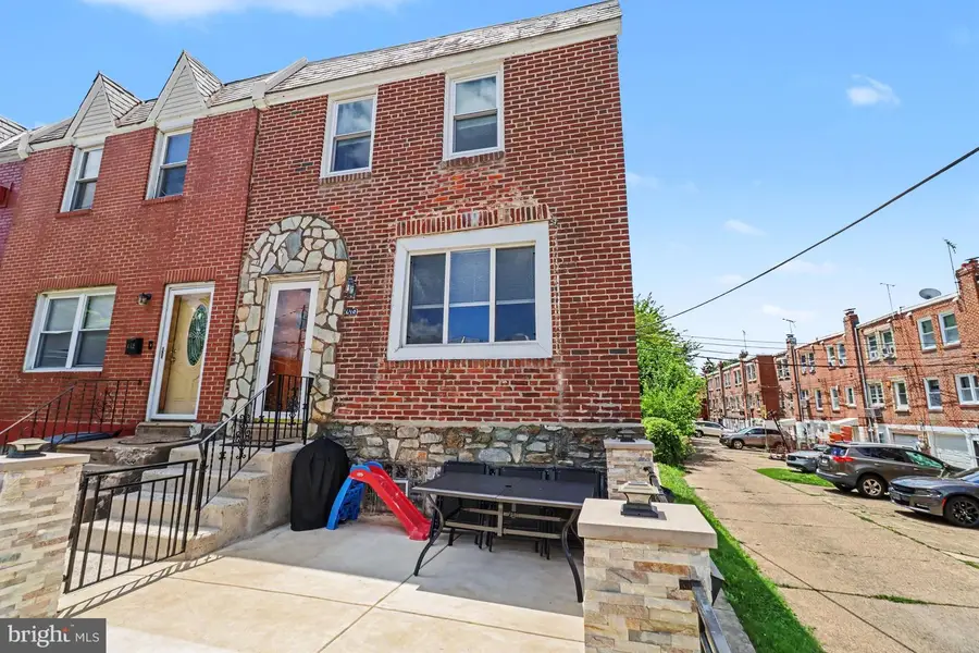 640 Robbins St, Philadelphia, PA 19111 - #3