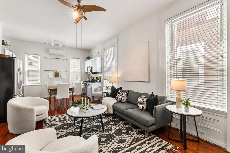 1802 Pine St #4, Philadelphia, PA 19103 - #3