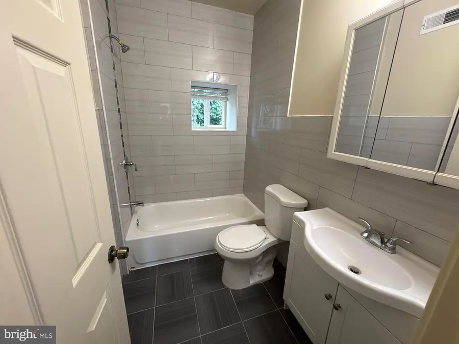404 W Winona St, Philadelphia, PA 19144 - #3
