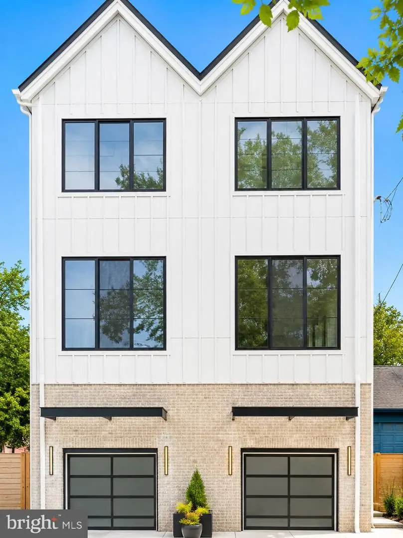 623 Crestview Rd, Philadelphia, PA 19128 - #1
