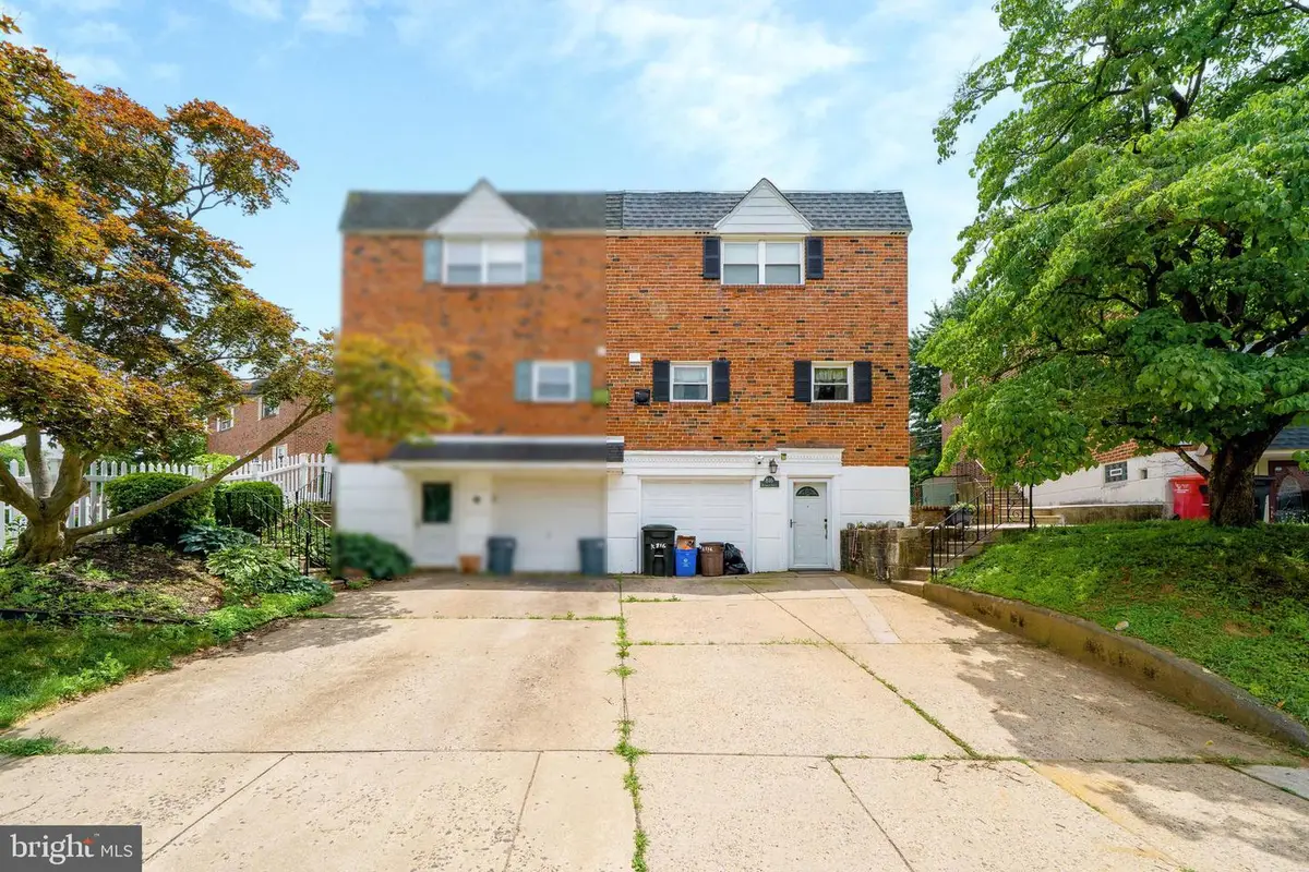 816 Kendrick St, Philadelphia, PA 19111 - #1