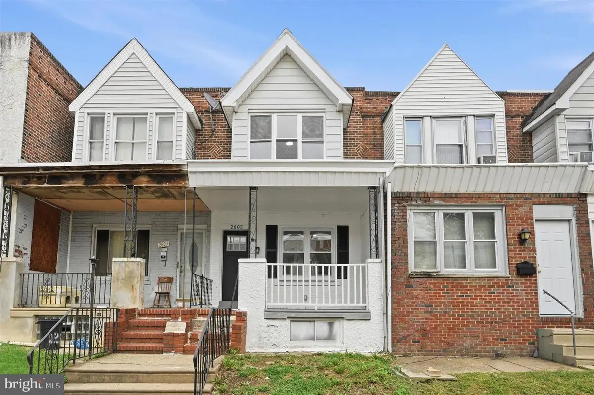 2605 S Robinson St, Philadelphia, PA 19142 - #1