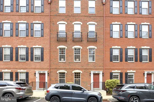 606 Admirals Way, PHILADELPHIA, PA 19146