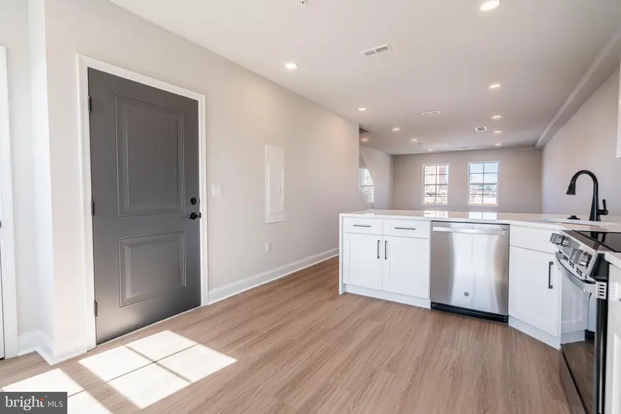 4015 Marilyn Dr #a94, Philadelphia, PA 19131 - #3