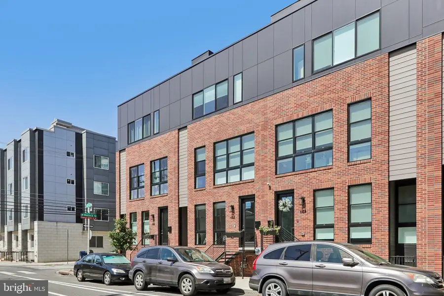 652 N 13th St, Philadelphia, PA 19123 - #3