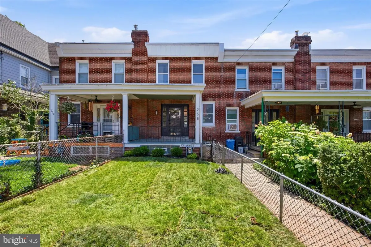 258 Rochelle Ave, Philadelphia, PA 19128 - #1