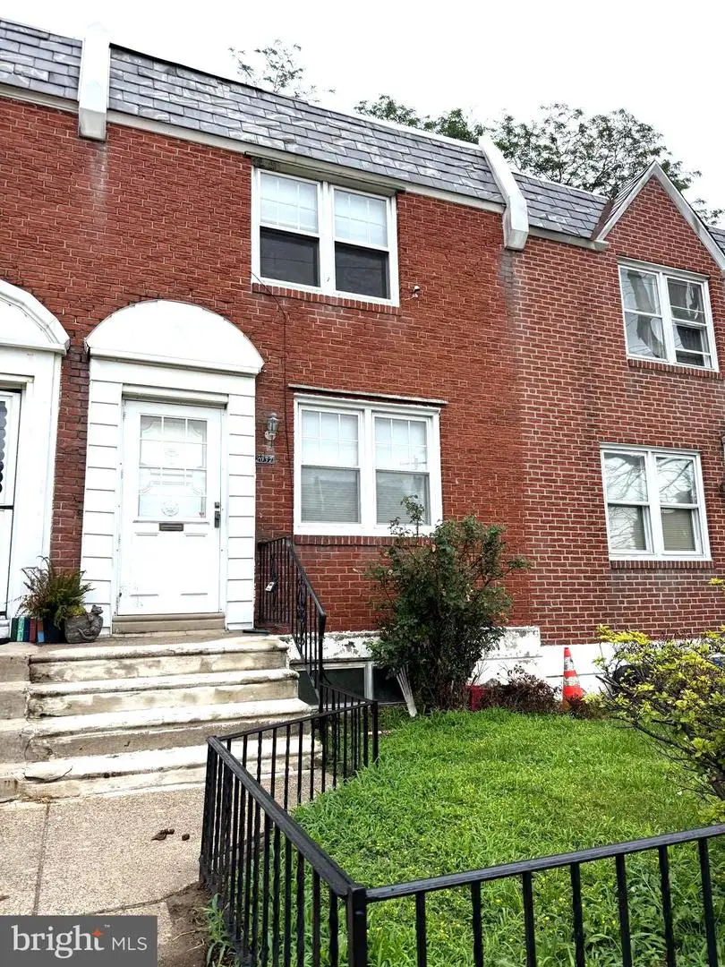 2037 Anchor St, Philadelphia, PA 19124 - #1