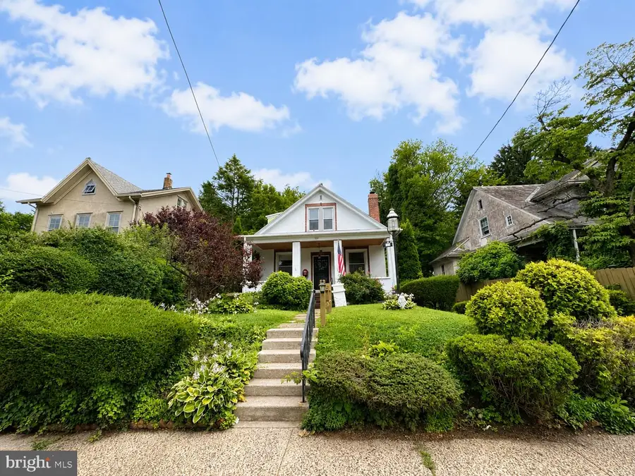 539 Hermit St, Philadelphia, PA 19128 - #2