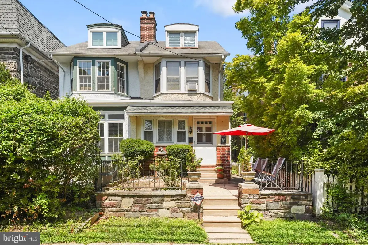 31 E Gravers Ln, Philadelphia, PA 19118 - #1