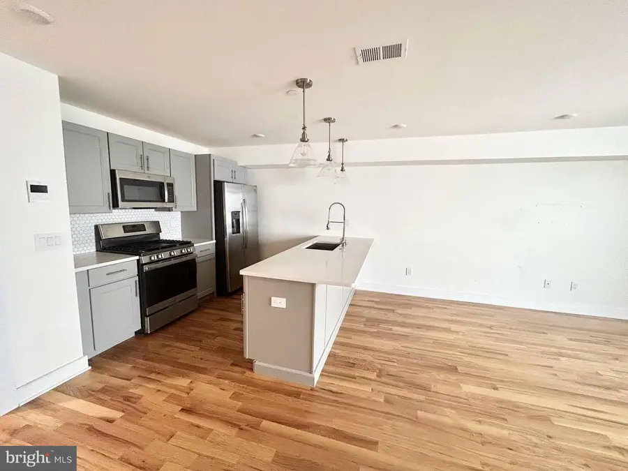 402 N Front St #4, Philadelphia, PA 19123 - #2