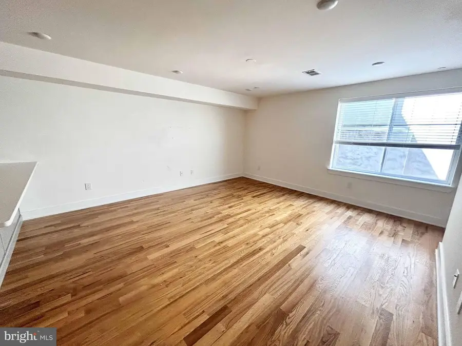 402 N Front St #4, Philadelphia, PA 19123 - #3