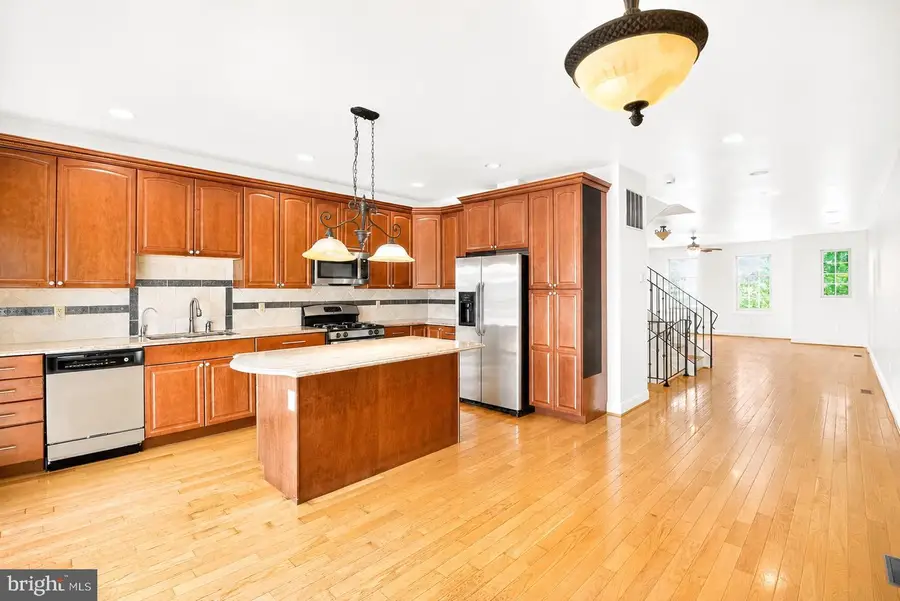 493 Harmon Rd #f, Philadelphia, PA 19128 - #2
