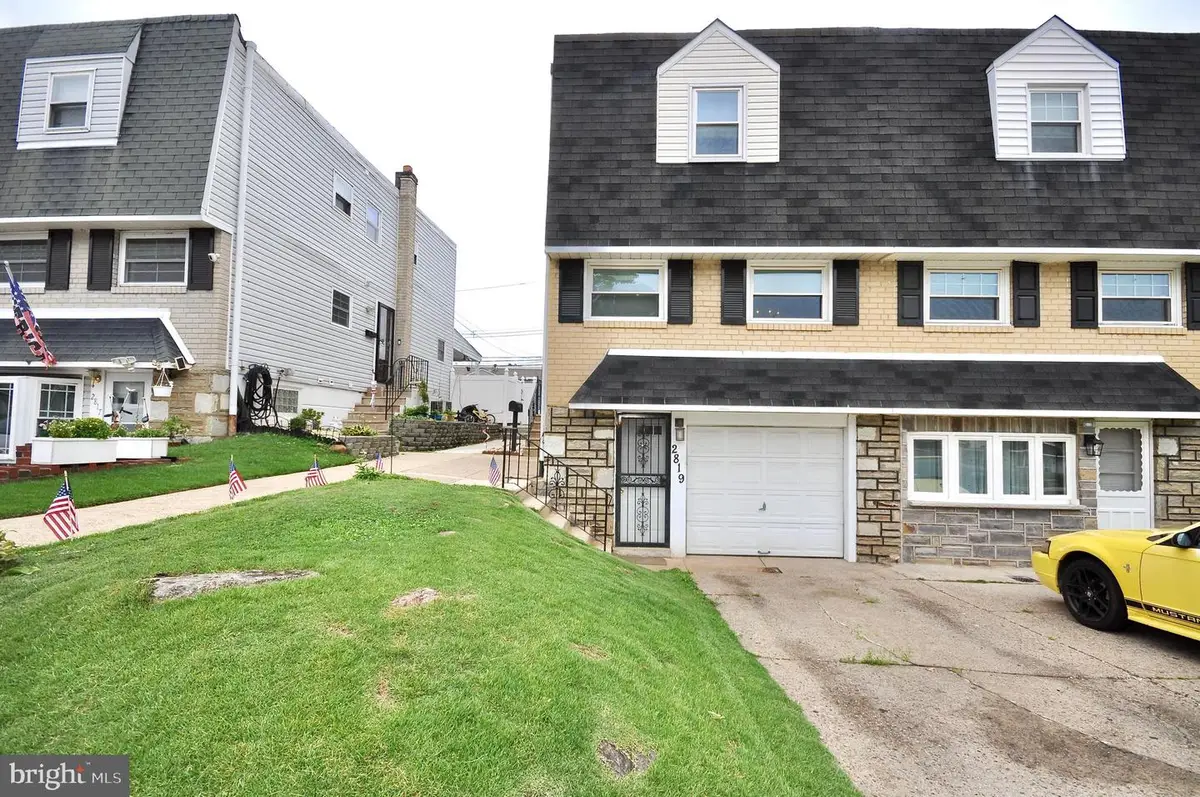 2819 Shelly Rd, Philadelphia, PA 19152 - #1