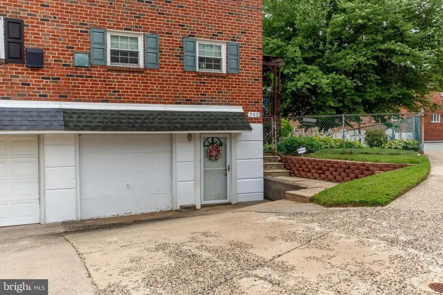 702 Bergen St, Philadelphia, PA 19111 - #3