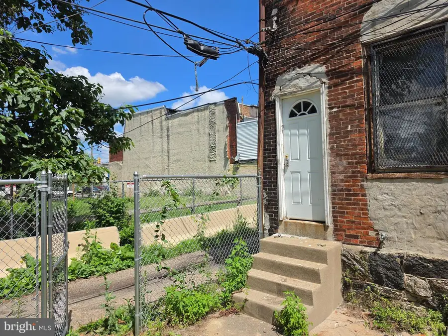 5138 Arch St, Philadelphia, PA 19139 - #3