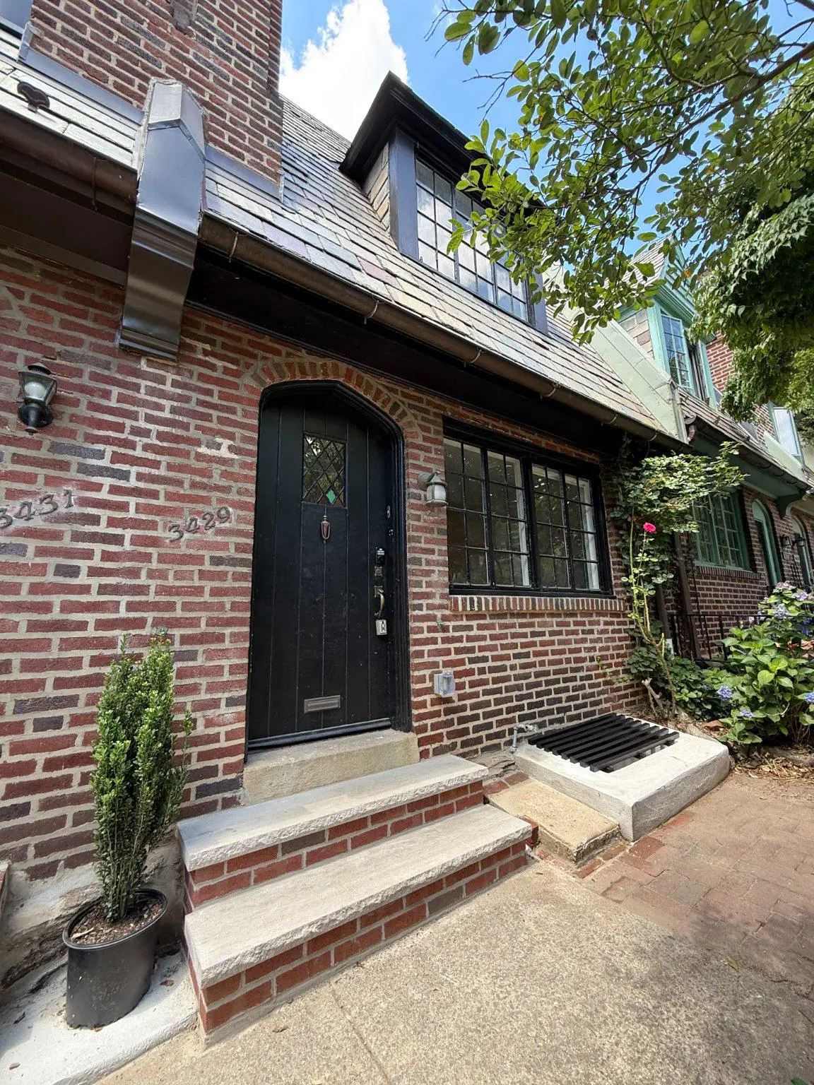 3429 Penn St, Philadelphia, PA 19129 - #1