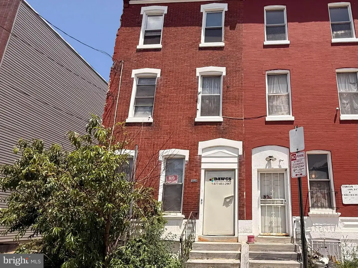 2231 W Thompson St, Philadelphia, PA 19121 - #1