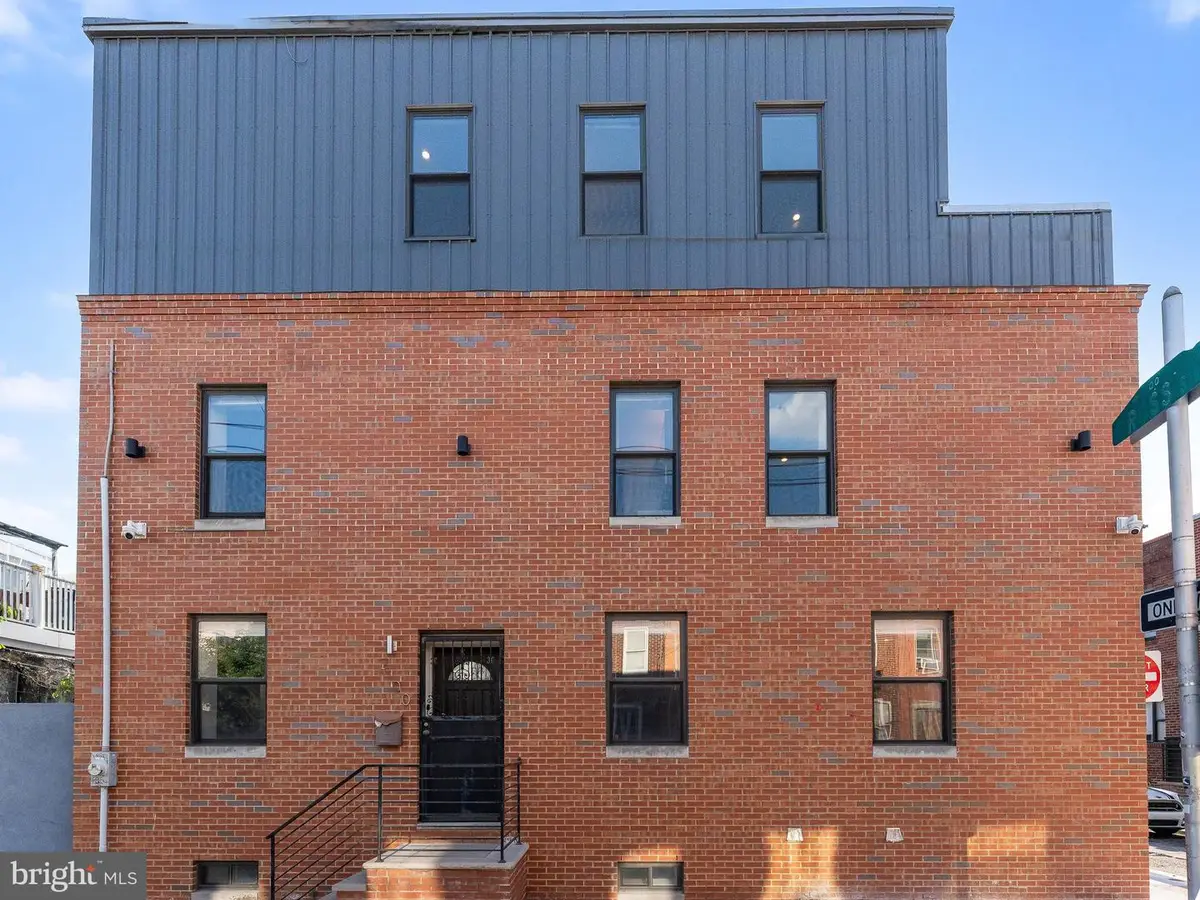 2100 Cross St, Philadelphia, PA 19146 - #1