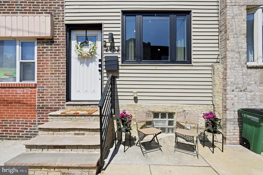 2952 N Sydenham St, Philadelphia, PA 19132 - #2