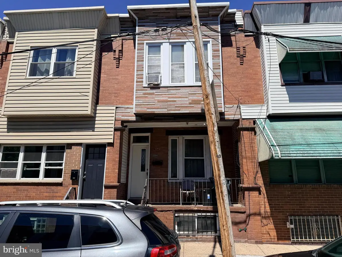 2204 S Bonsall St, Philadelphia, PA 19145 - #1