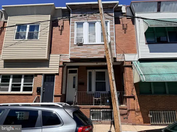 2204 S Bonsall St, PHILADELPHIA, PA 19145