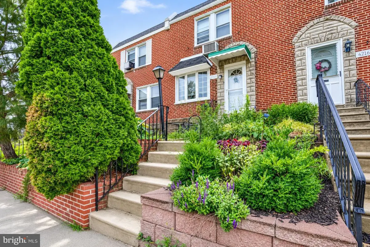 4218 Passmore St, Philadelphia, PA 19135 - #1