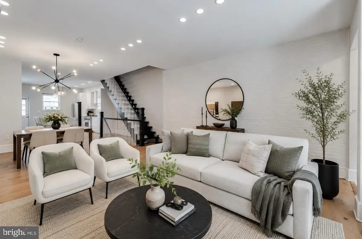 2203 Christian St, Philadelphia, PA 19146 - #1