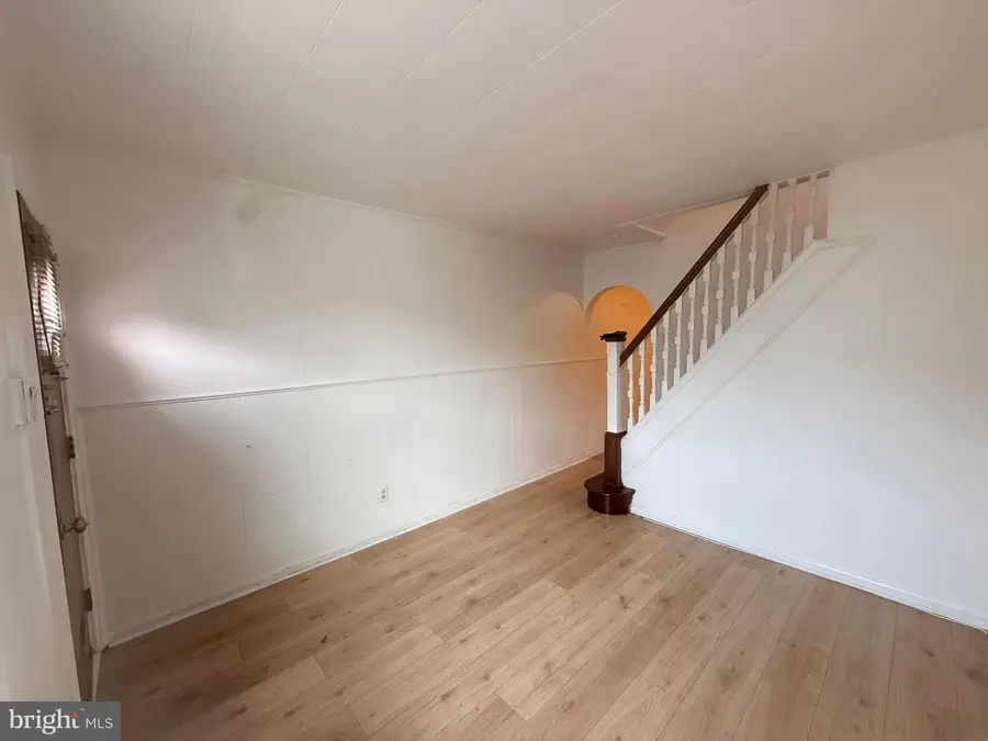 2839 Almond St, Philadelphia, PA 19134 - #3